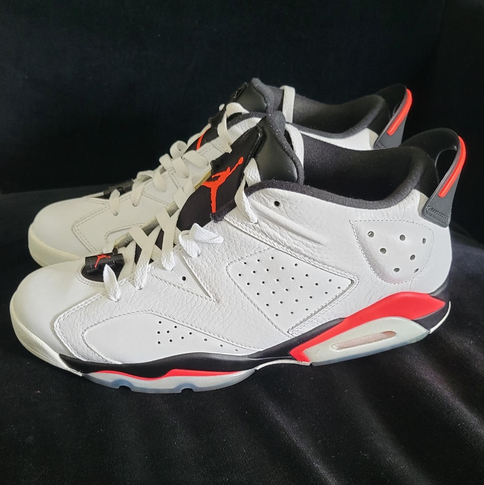 Jordan Retro 6 Low Infrared, Men's Size 11